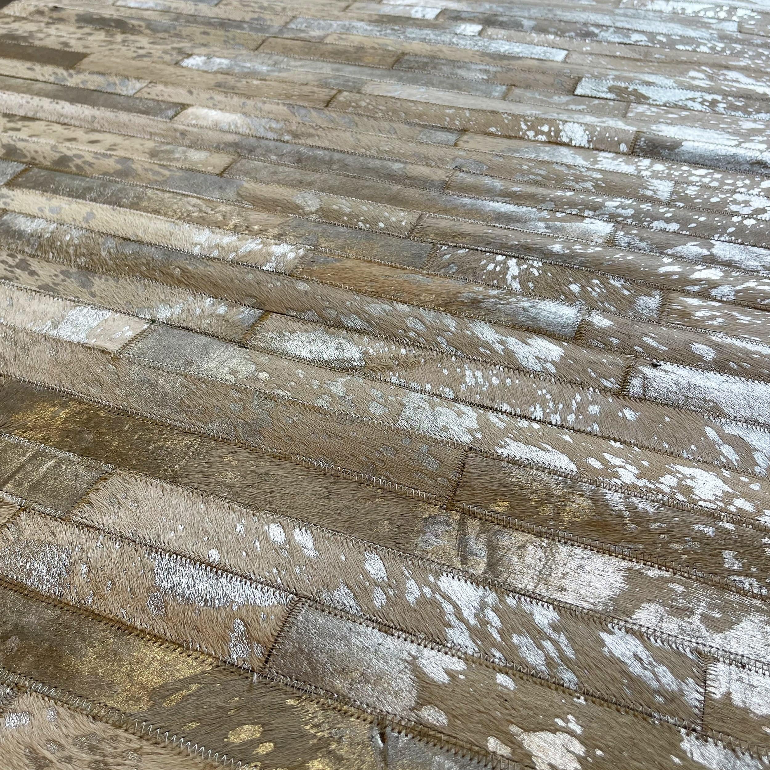 90X300 Cm Handmade Rug Metalichidesubway-Sil-Long -  Rugs - ebarza Furniture UAE | Shop Modern Furniture in Abu Dhabi & Dubai - مفروشات ايبازرا في الامارات | تسوق اثاث عصري وديكورات مميزة في دبي وابوظبي
