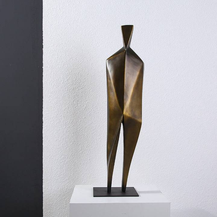 Bronze Man Fc-Sz2107-1 -  Home Decor Figurines - ebarza Furniture UAE | Shop Modern Furniture in Abu Dhabi & Dubai - مفروشات ايبازرا في الامارات | تسوق اثاث عصري وديكورات مميزة في دبي وابوظبي