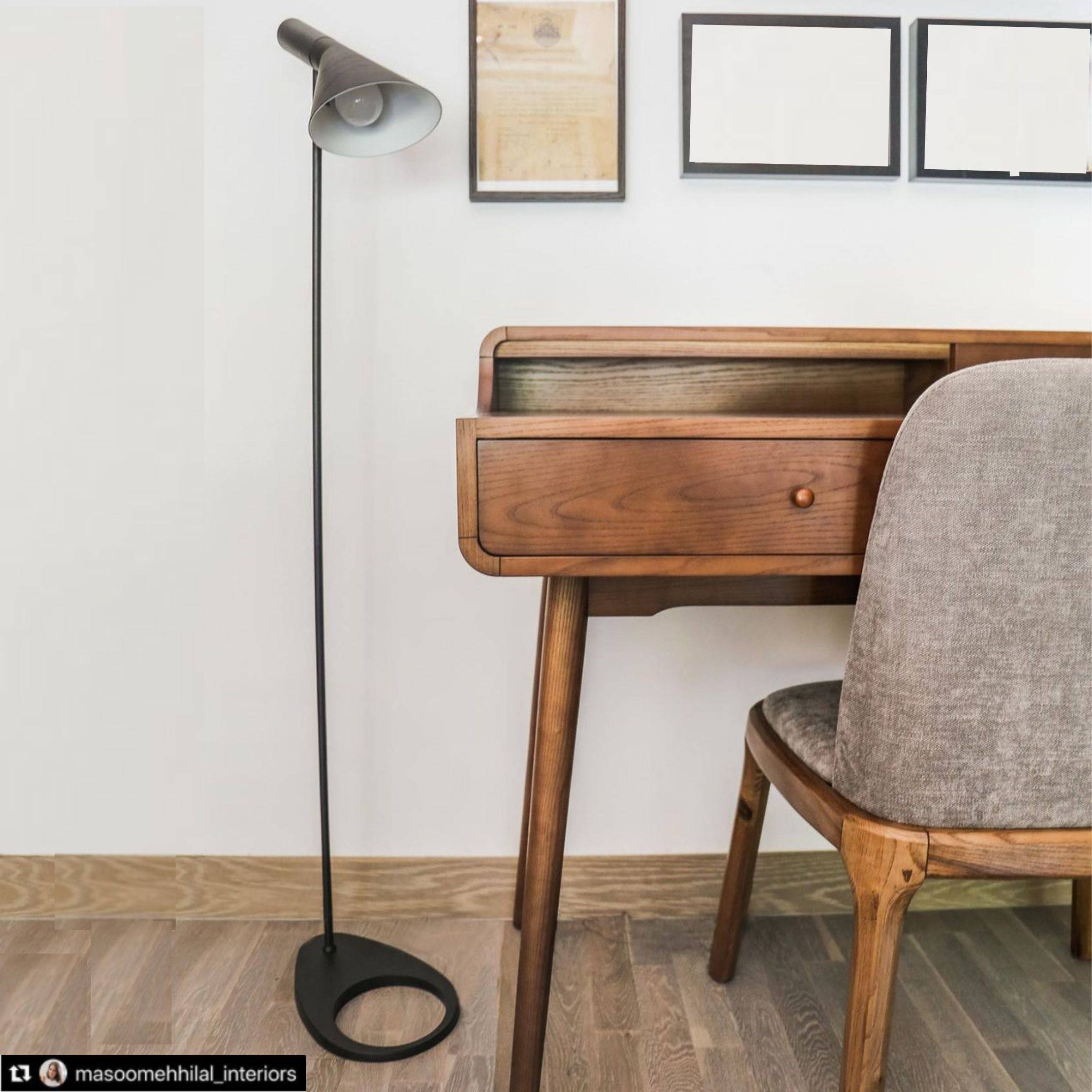 Pre-order 25 Days Delivery Retro Desk 127 Cm Smz17307-W -  Office Desks - ebarza Furniture UAE | Shop Modern Furniture in Abu Dhabi & Dubai - مفروشات ايبازرا في الامارات | تسوق اثاث عصري وديكورات مميزة في دبي وابوظبي